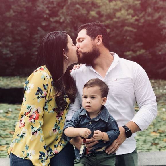 Meet your Posher, Daniela - Picture 1 of 1